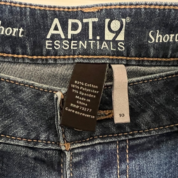 Distressed jean shorts, Size 10 - Picture 3 of 3